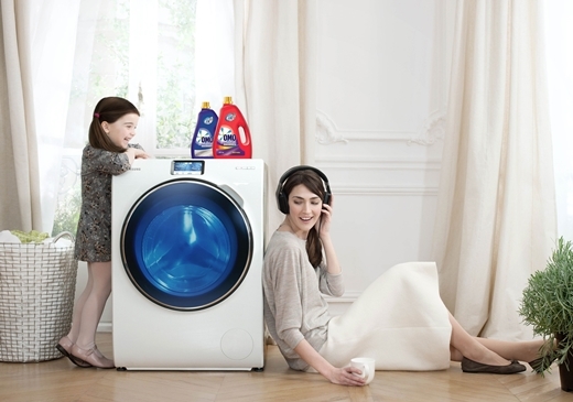
	
	Omo Matic là sản phẩm mà 11 hãng máy giặt hàng đầu khuyên dùng, mới đây nhất là Samsung.